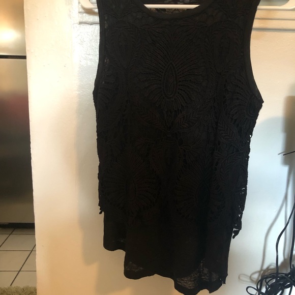 Top - Picture 2 of 2